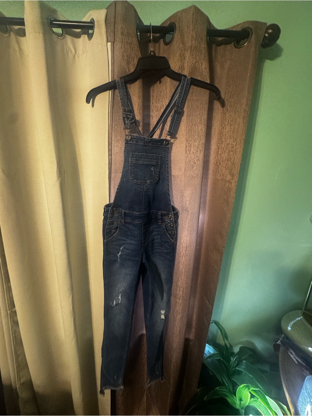 Sneak Peak Women’s Distressed Bib Overalls Size Medium SZ S Farm Girl Carpenter